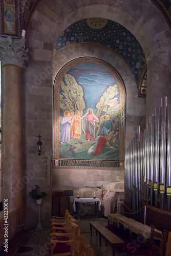Foto Jerusalem, Israel, January 29, 2020: Interior of the Church of All Nations also known as the Basilica of the Agony