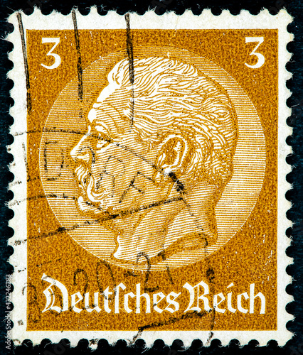 portrait of Paul von Hindenburg (2nd President of German Reich), without inscription, from series 