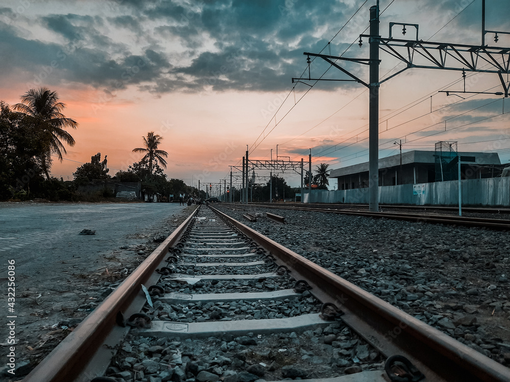 Fototapeta premium railway in the sunset