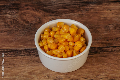 Sweet corn seeds in the bowl