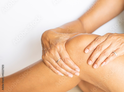 Women with symptoms of knee arthritis  muscle and bone.