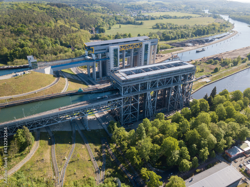historic boat lift in brandenburg