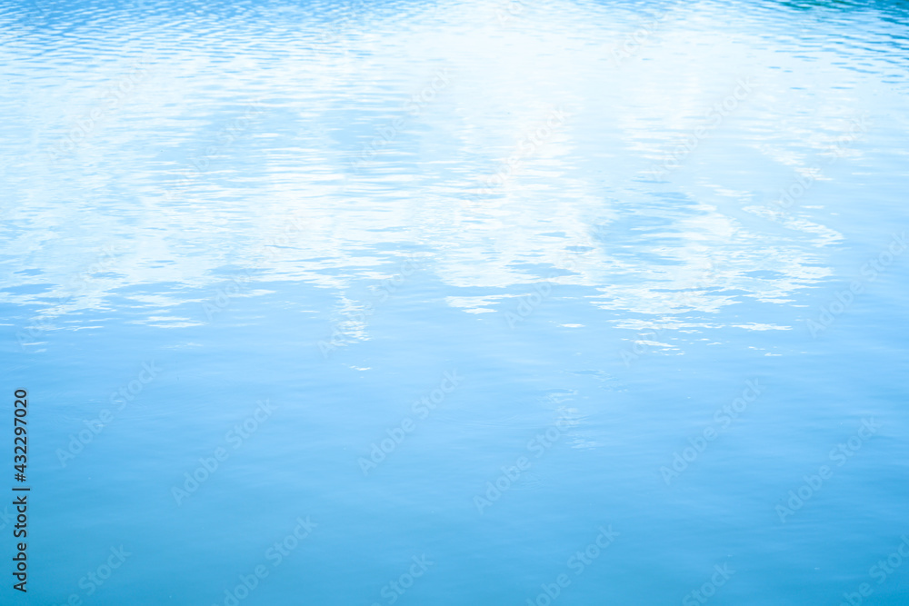 Obraz premium Blue water wave in the lake background