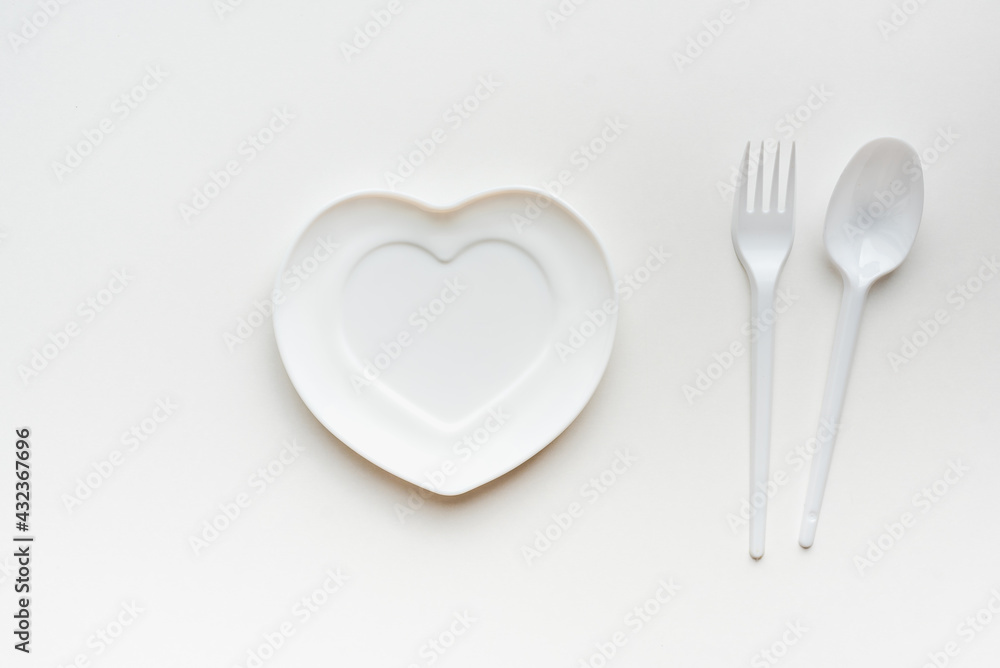 table setting, disposable tableware, white tableware table setting, disposable tableware, white tableware