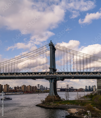 city bridge city in Manhattan Brooklyn usa New York 
