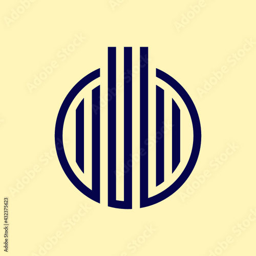 illustration of a shield with a crown