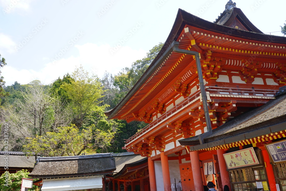 Nanmon (South Gate) at Kasugataisha Shrine in Nara prefecture, Japan - 日本 奈良 春日大社 参道 南門 Nanmon (South Gate) at Kasugataisha Shrine in Nara prefecture, Japan - 日本 奈良 春日大社 参道 南門