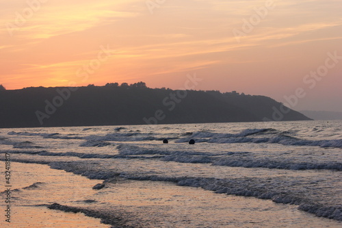 Couch   de soleil sur la mer