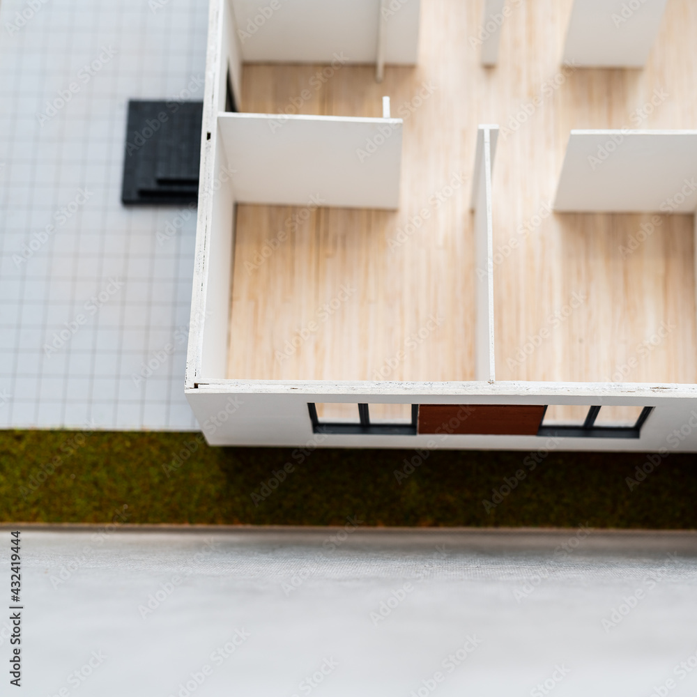 building a house- mock-up- show