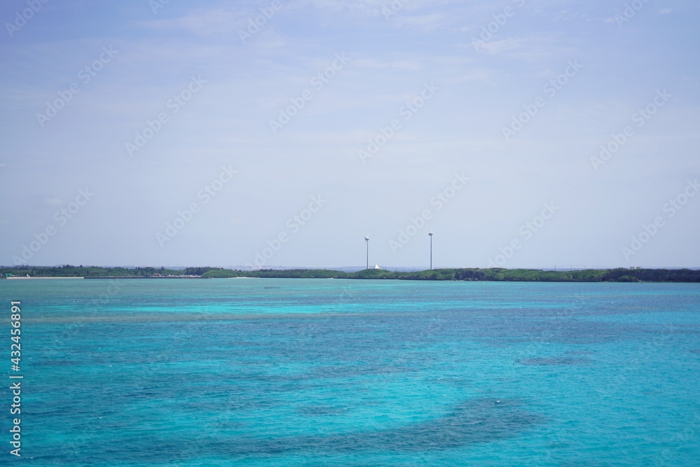 宮古島の美しい海と離島