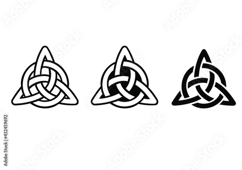 CELTIC TRINITY KNOT. DIE CUT VECTOR ILLUSTRATION. GEOMETRIC IRISH DESIGN. STENCIL. TATTOO.