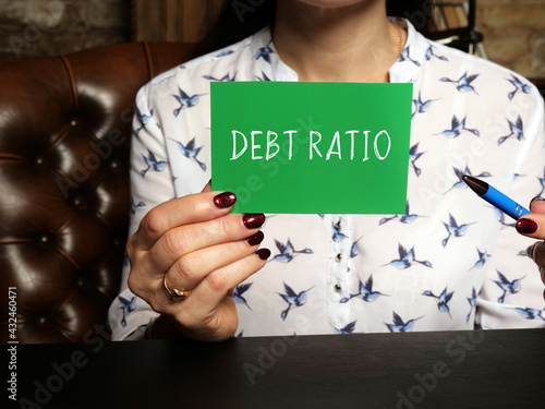 Cuadro en lienzo Business concept about DEBT RATIO with phrase on the page