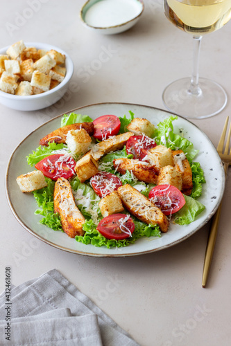 Caesar salad with chicken. Healthy eating. Diet. Recipes.