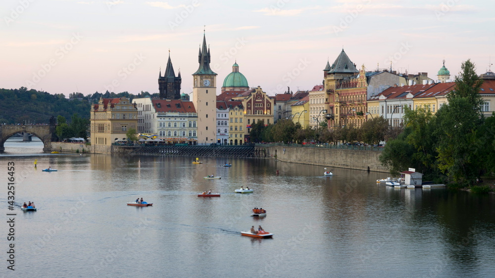 Obraz premium Prague, Vltava river