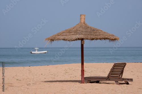 Playas de Saly en la costa de Senegal