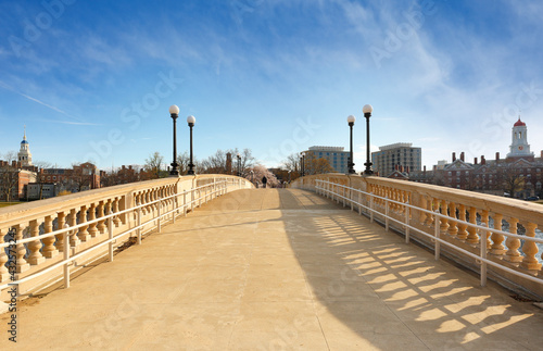Фотография The John W Weeks Bridge on the campus of Harvard University
