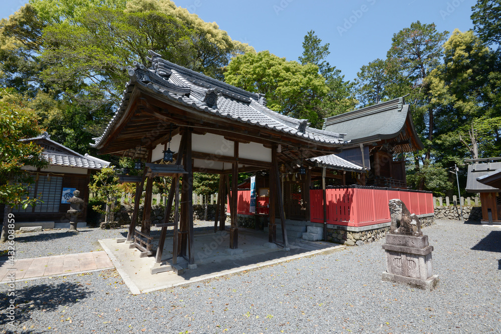 大歳神社　拝殿と本殿　京都市大原野