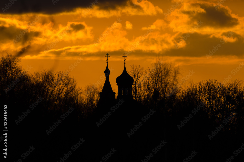 Fototapeta premium orthodox church during the sunset