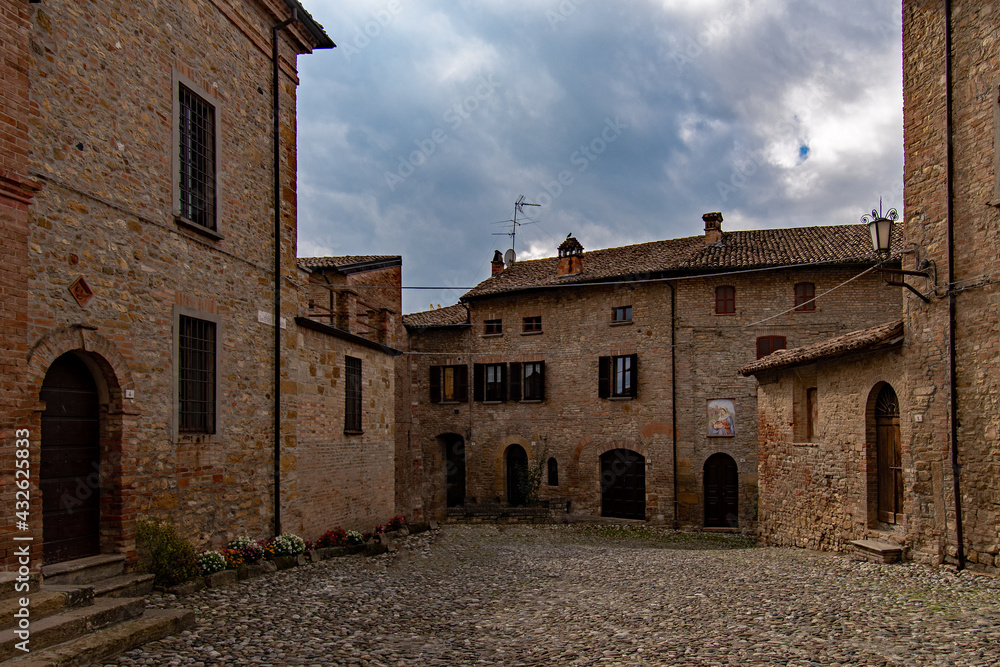 Altstadt von Castell'Arquato in der Emilia-Romagna in Italien