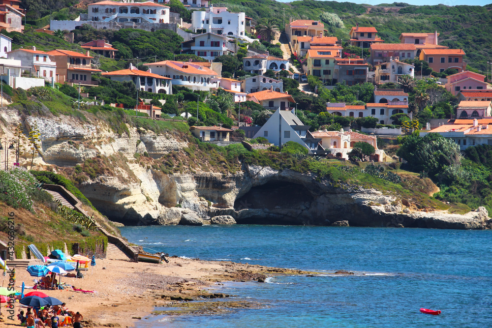 Fototapeta premium Vista sul paese di S'Archittu, Oristano, Sardegna, Italia, Europa 