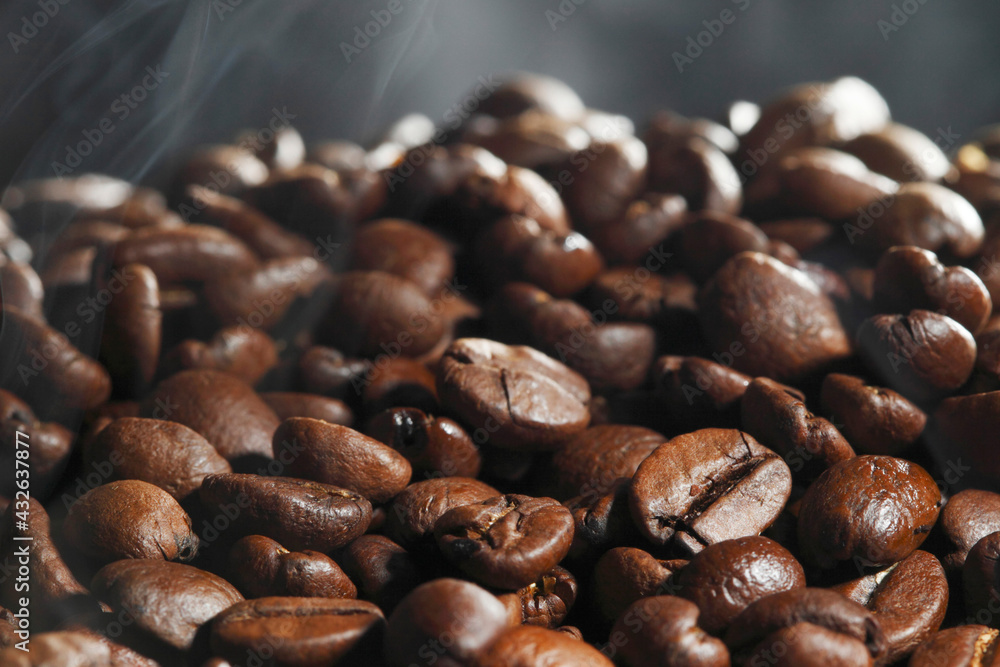 Hot roasted coffee beans - obrazy, fototapety, plakaty 