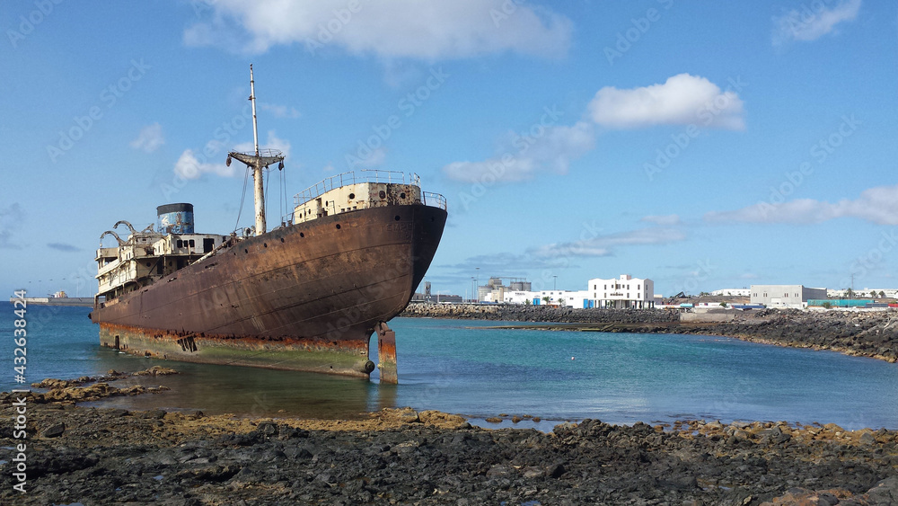 The remains of the shipwreck of Temple Hall, on the coasts of Lanzarote.