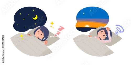安眠・不眠のインカムをつけたビジネス女性のセット