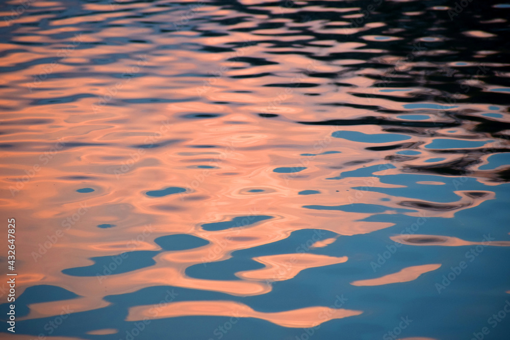 sundown warm light on the lake water - obrazy, fototapety, plakaty 