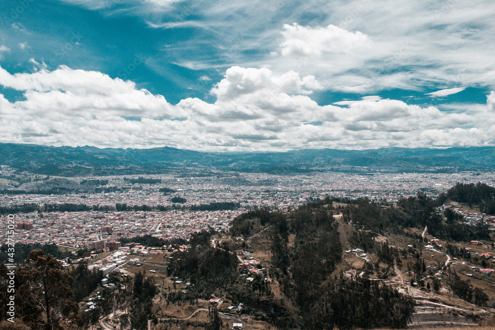 Panorámica de la ciudad de Cuenca Ecuador