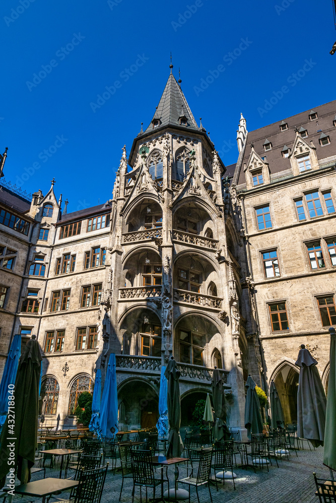 Fototapeta premium The New Town Hall at Marienplatz in Munich, Bavaria, Germany