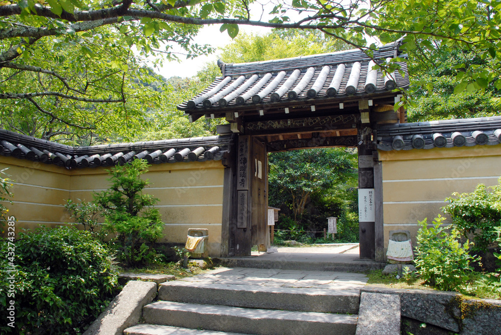 浄瑠璃寺 表門 京都府木津川市 浄瑠璃寺 表門 京都府木津川市