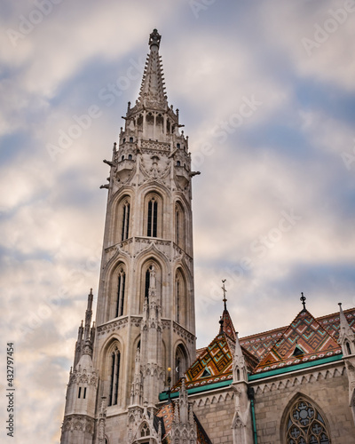 Matthias Church in Budapest on a cloudy day © Nikolett