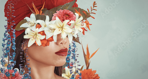 Abstracte kunstcollage van jonge Aziatische vrouw met bloemen