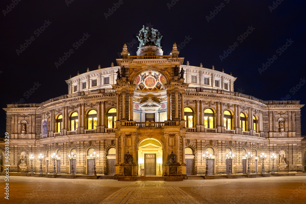 Semper Opera House (Semperoper) at night, Dresden, Saxony, Germany
