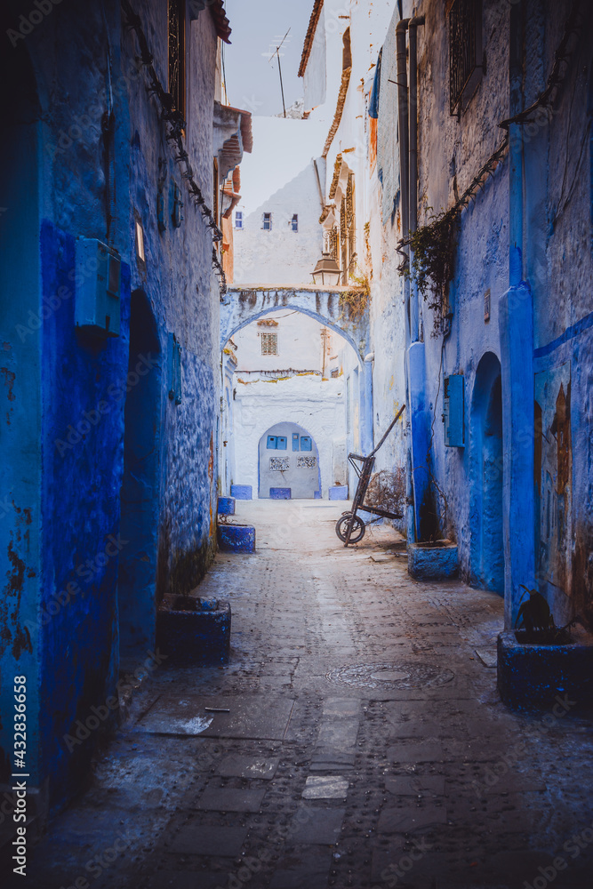 bunt, urlaub, blau, marokko, straße, wand, afrika, architektur, arabisch, berber, stadt, reiseziel, islam, medina, orientalisch, town, unesco, reisen, tourismus, haus, wohnung, riad bunt, urlaub, blau, marokko, straße, wand, afrika, architektur, arabisch, berber, stadt, reiseziel, islam, medina, orientalisch, town, unesco, reisen, tourismus, haus, wohnung, riad
