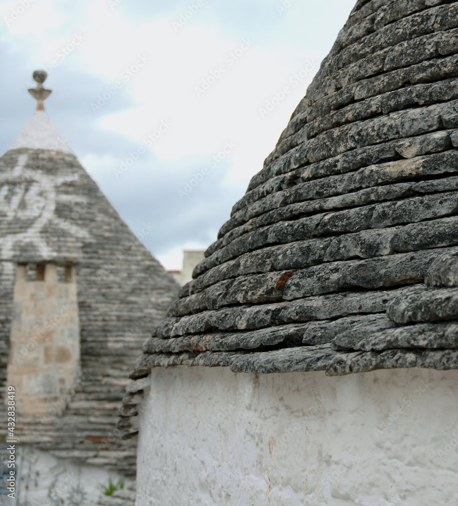 the trullo is a type of conical construction in traditional dry stone of Puglia. They are used as shelters in the countryside or homes for farmers.
