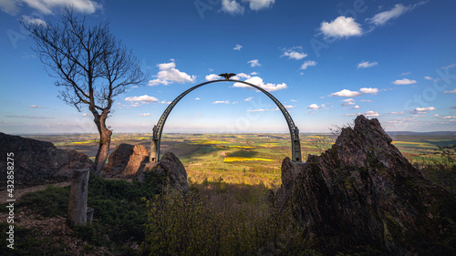 Der Adlerbogen, Aussichtspunkt am Donnersberg bei Dannenfels, Rheinland-Pfalz