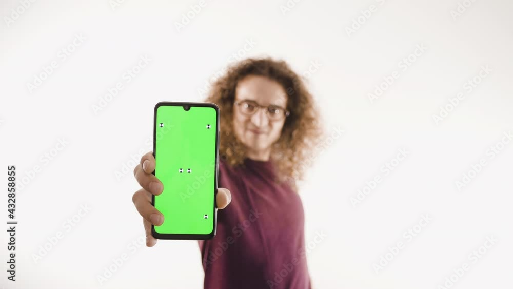 homme, téléphone, portable, smartphone, fond vert, fond blanc, Français, européen, australien, jeune, cyberespace, isolé, blond, friser, beau, technologie, blanc, cheveux, long, personne, agenda, bouc