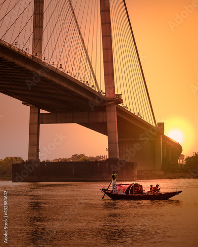Canvas Print Boat ride sunset in Kolkata