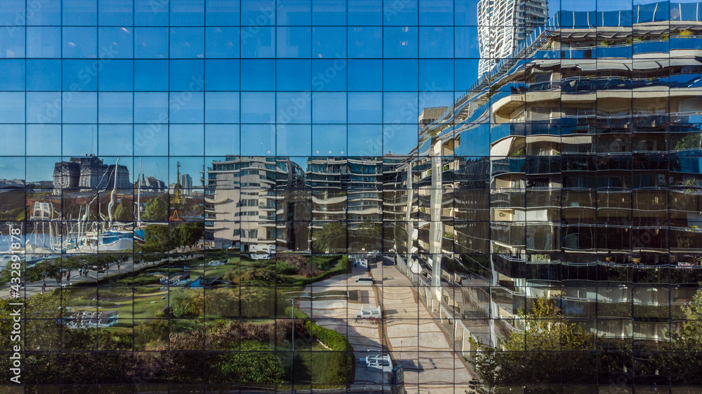 building reflexion building reflexion