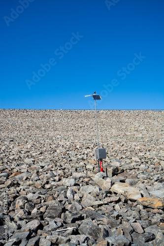 Wallpaper Mural dam Torontodigital.ca