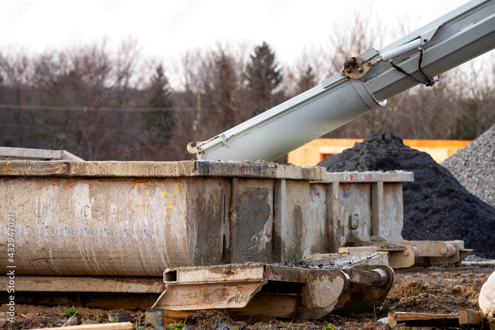 preparation of cement for the foundation