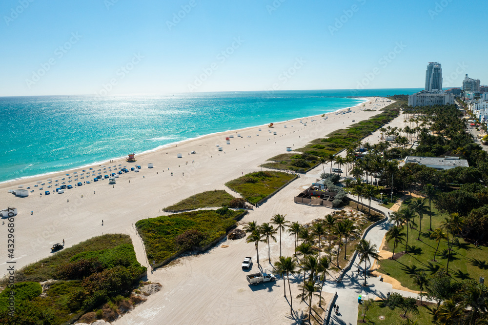 Fototapeta premium Aerial drone view of Miami Beach over the Art Deco districts in South Beach