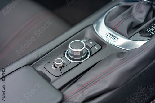 Wallpaper Mural 車 自動車 車内 パーツ スイッチ センター コンソール Torontodigital.ca