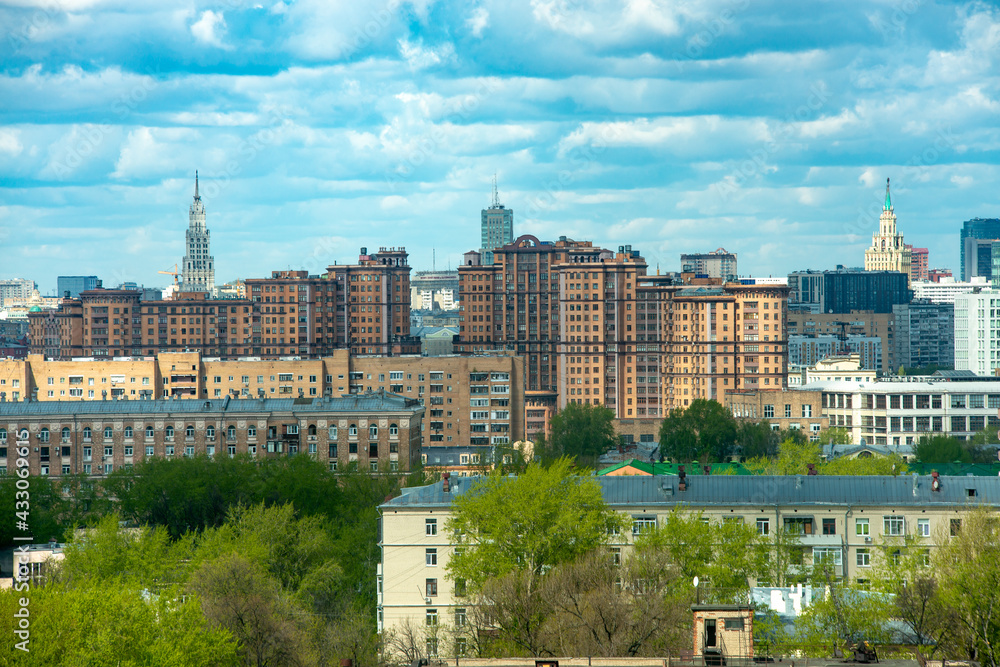 Fototapeta premium Moscow city center on a cloudy day / high-rise buildings