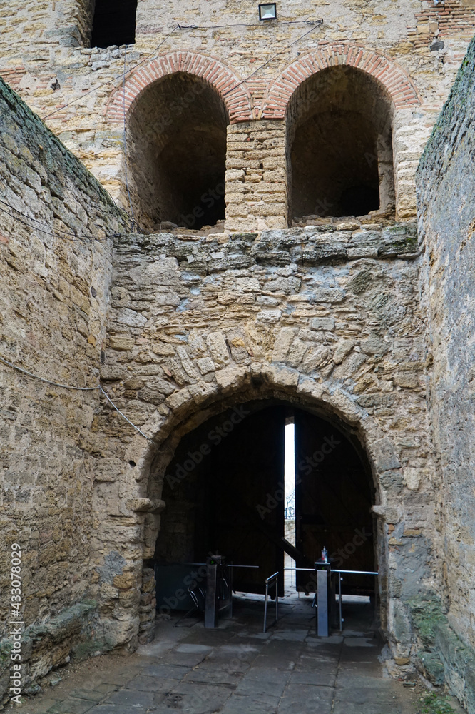 Fototapeta premium The main entrance to the Akkerman fortress in Belgorod Dnestrovsky.