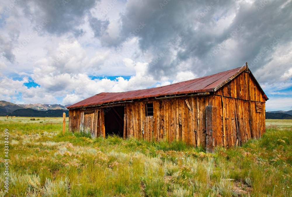 Shack in the front range of the Colorado Rocky Mountains Shack in the front range of the Colorado Rocky Mountains