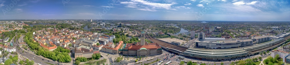 Berlin, Rathaus Spandau aus der Vogelperspektive, Mai 2021
