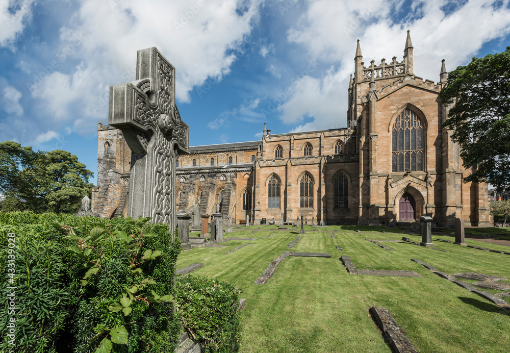 graveyard and abbey of dunfermline