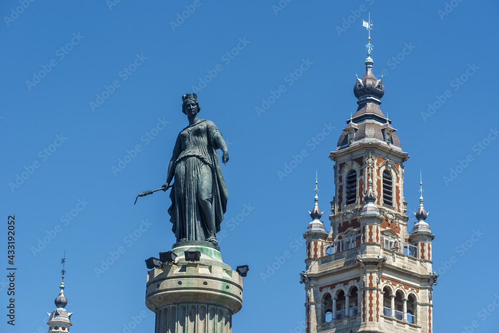 Obraz premium building of the Chamber of Commerce, Lille, France 